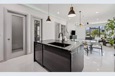 1880 Beaumont Street, Dallas, TX 75215 - Photo 15