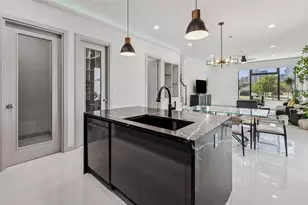 1880 Beaumont St, Dallas, TX 75215 - Photo 15