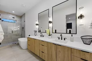 815 Bayonne St, Dallas, TX 75212 - Photo 17