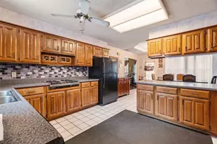 4315 Lakeshore Dr, Reno, TX 75462 - Photo 7