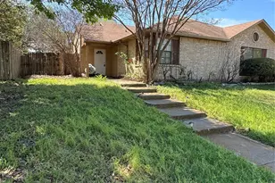 447 Pogue St, Cedar Hill, TX 75104 - Photo 1
