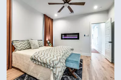 1960 Toronto Street, Dallas, TX 75212 - Photo 15