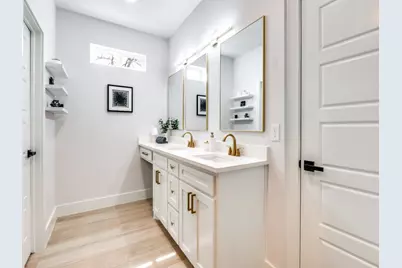 1960 Toronto Street, Dallas, TX 75212 - Photo 17