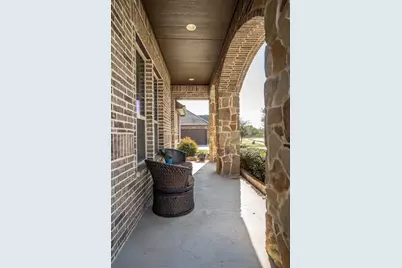 204 Ovaletta Drive, Justin, TX 76247 - Photo 7