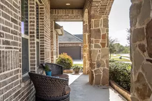 204 Ovaletta Dr, Justin, TX 76247 - Photo 7