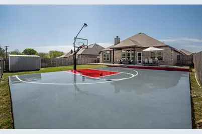 204 Ovaletta Drive, Justin, TX 76247 - Photo 33