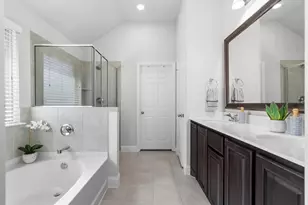 204 Ovaletta Dr, Justin, TX 76247 - Photo 23