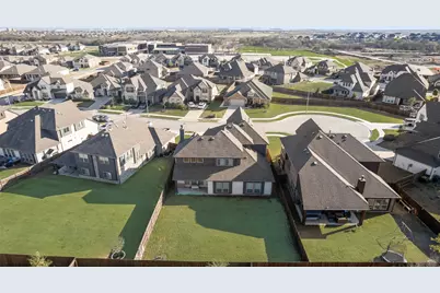 1013 Firecracker Drive, Justin, TX 76247 - Photo 5