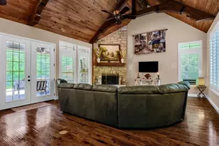 360 Dublin Cir, Gordonville, TX 76245 - Photo 3