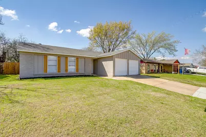 111 Chris Court, Alvarado, TX 76009 - Photo 1