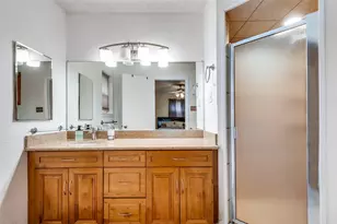 813 Prestwick St, Bedford, TX 76022 - Photo 17