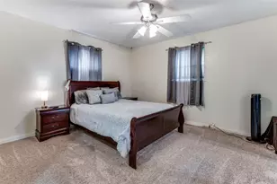 813 Prestwick St, Bedford, TX 76022 - Photo 15