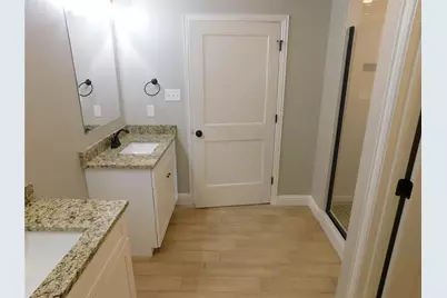 704 E Jefferson Street, Waxahachie, TX 75165 - Photo 13