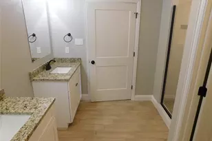 704 E Jefferson St, Waxahachie, TX 75165 - Photo 13