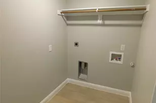 704 E Jefferson St, Waxahachie, TX 75165 - Photo 21