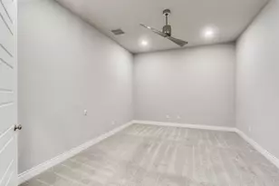 305 Oak Hollow Way, Little Elm, TX 75068 - Photo 9