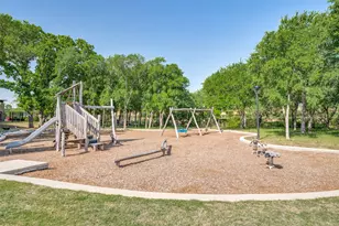 305 Oak Hollow Way, Little Elm, TX 75068 - Photo 37