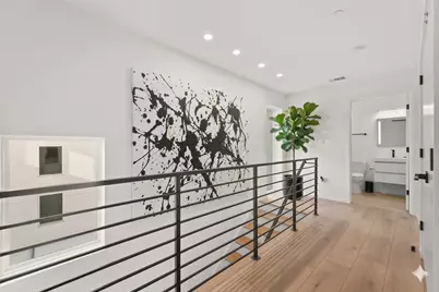 2001 N Prairie Avenue #106, Dallas, TX 75204 - Photo 11