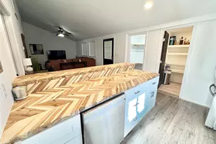 349 Northridge Dr, Gainesville, TX 76240 - Photo 7