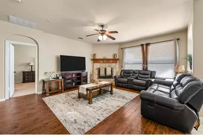 14815 Frisco Ranch Drive, Little Elm, TX 75068 - Photo 11