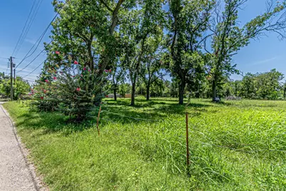 1024 Alvarado Street, Cleburne, TX 76031 - Photo 11