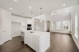 1728 Truro Ln, Fort Worth, TX 76052 - Photo 5