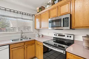 400 Candlestick Trail, Saginaw, TX 76179 - Photo 23