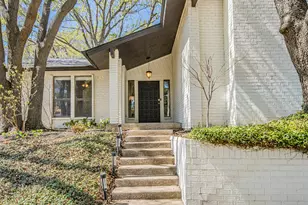 18 Crosslands Rd, Benbrook, TX 76132 - Photo 5