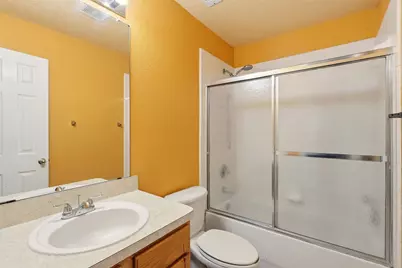 606 W 6th Street, Irving, TX 75060 - Photo 13