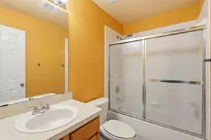 606 W 6th St, Irving, TX 75060 - Photo 13