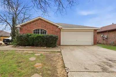 606 W 6th Street, Irving, TX 75060 - Photo 1