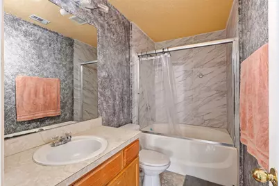 606 W 6th Street, Irving, TX 75060 - Photo 9