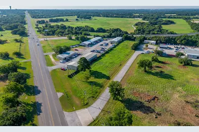 1540 E Renfro Street, Burleson, TX 76028 - Photo 3