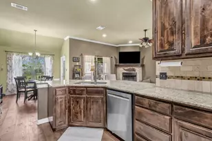 197 Savannah Dr, Weatherford, TX 76087 - Photo 13