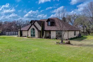 197 Savannah Dr, Weatherford, TX 76087 - Photo 1