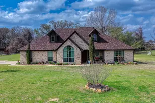 197 Savannah Dr, Weatherford, TX 76087 - Photo 1