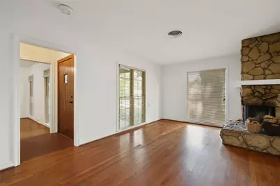 6561 Axton Lane, Dallas, TX 75214 - Photo 17