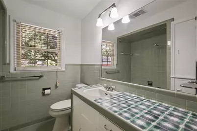 6561 Axton Lane, Dallas, TX 75214 - Photo 23