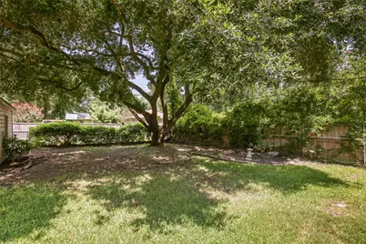 6561 Axton Lane, Dallas, TX 75214 - Photo 35