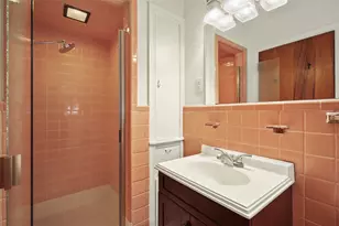 6561 Axton Ln, Dallas, TX 75214 - Photo 33