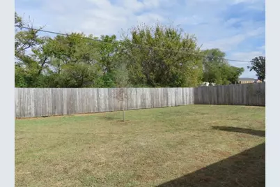 1321 Crestview Drive, Denison, TX 75020 - Photo 31