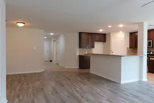 1321 Crestview Dr, Denison, TX 75020 - Photo 9