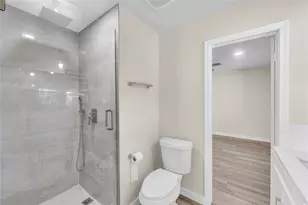 321 Duke St, Garland, TX 75043 - Photo 13