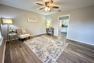 504 Bales St, Cleburne, TX 76033 - Photo 3