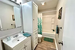 504 Bales St, Cleburne, TX 76033 - Photo 7