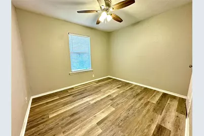 504 Bales Street, Cleburne, TX 76033 - Photo 9