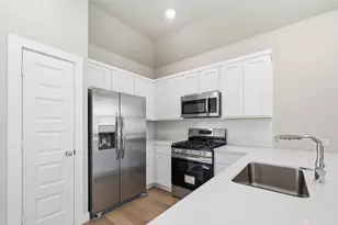 3905 Nasworthy Dr, Farmersville, TX 75442 - Photo 3