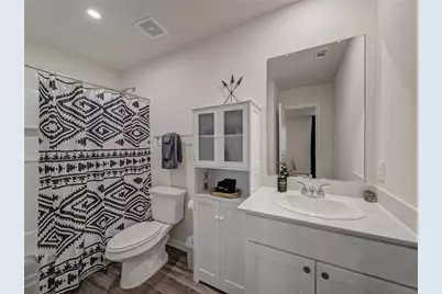 921 W 9th Street, Bonham, TX 75418 - Photo 11