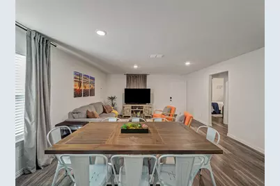 921 W 9th Street, Bonham, TX 75418 - Photo 17