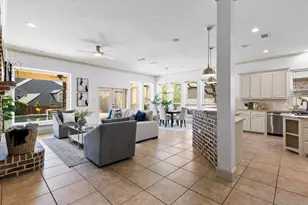 1313 Burgundy Ct, Southlake, TX 76092 - Photo 9